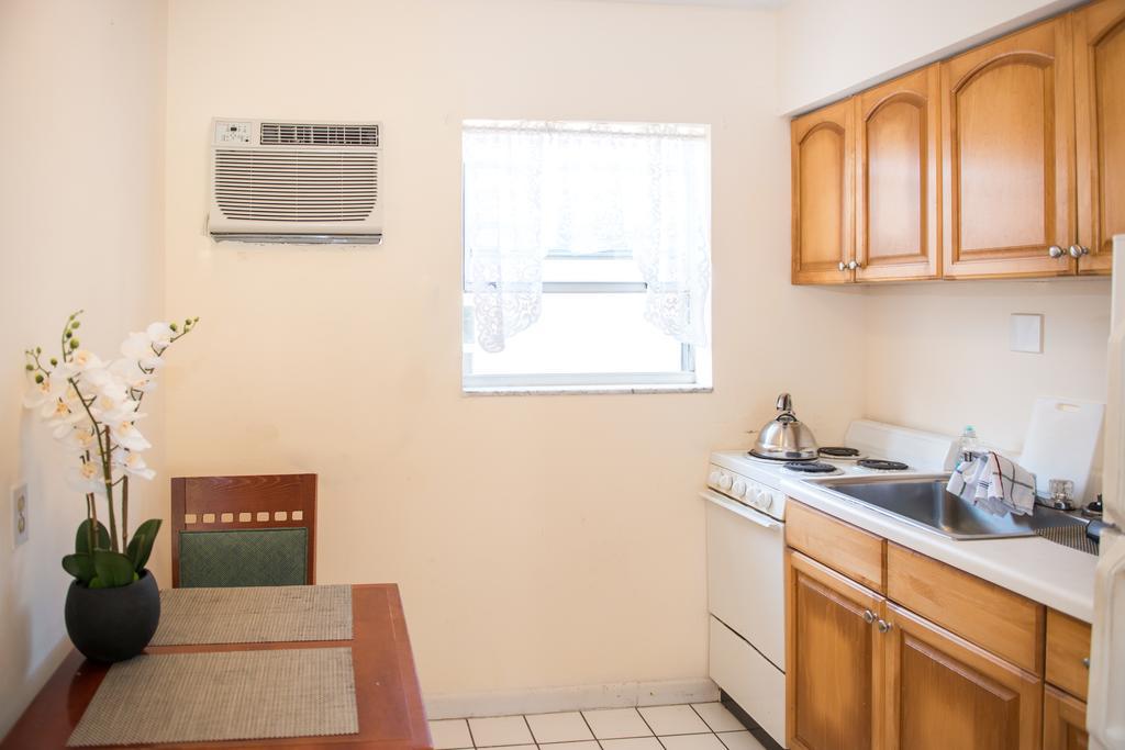 Shore Haven Resort Inn Lauderdale-by-the-Sea Esterno foto