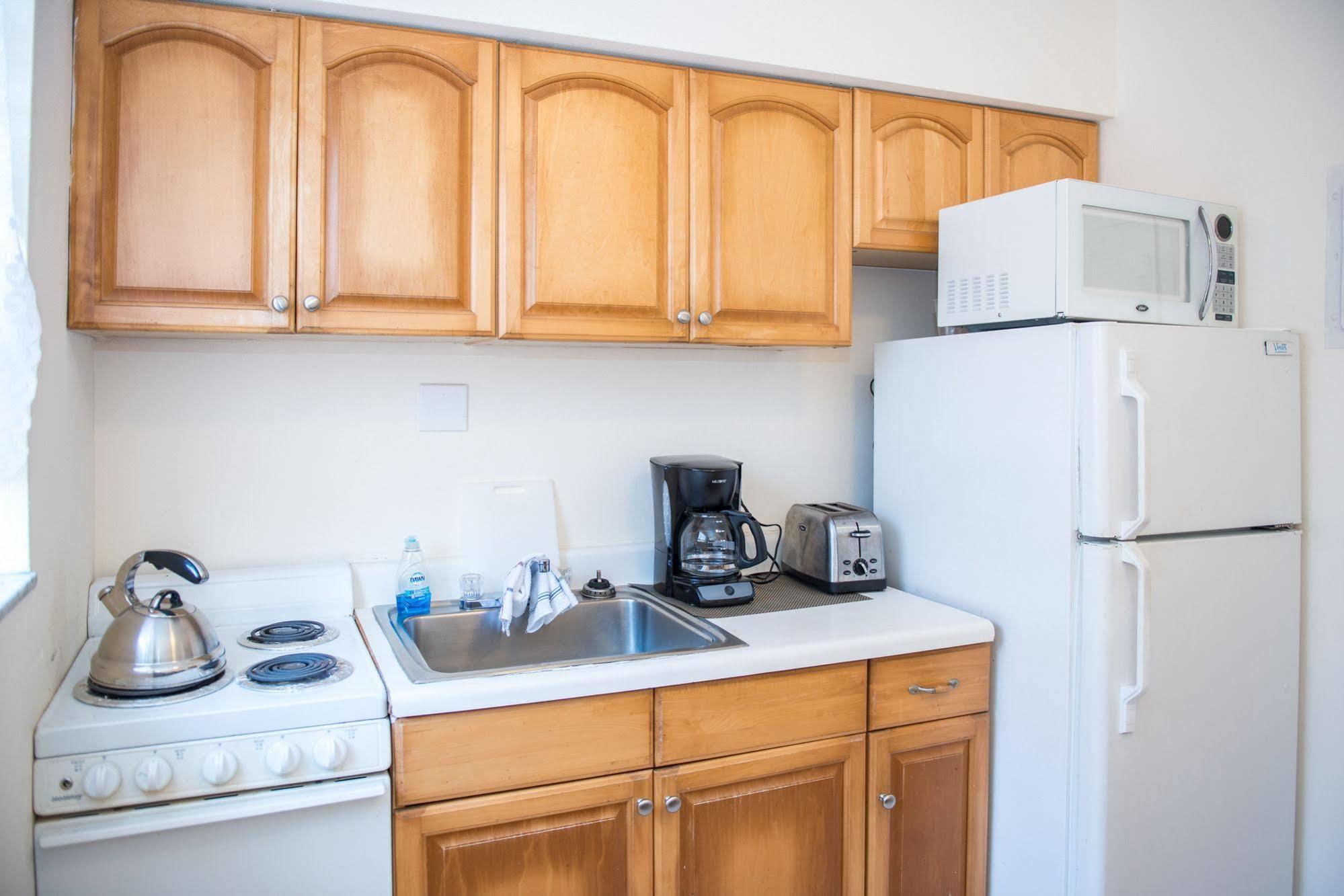 Shore Haven Resort Inn Lauderdale-by-the-Sea Esterno foto